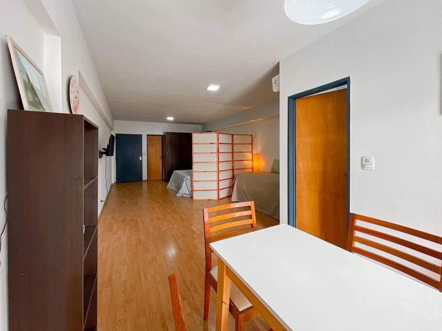 Encantador Estudio Comodidad Y Conveniencia- Av Belgrano Apartamento Ciudad Autónoma de Buenos Aires