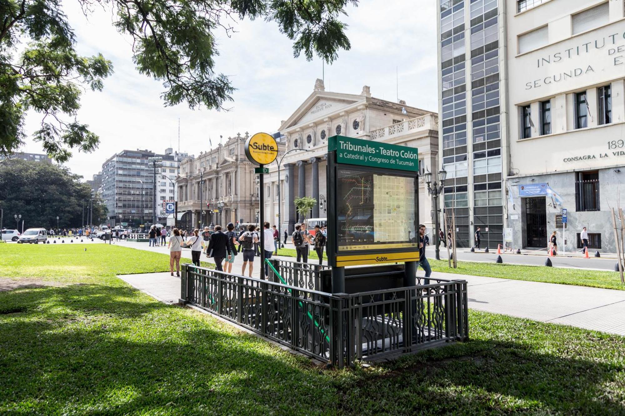 Depto 2 Amb Completo - Cocina Equipada - Bano Privado - Wi-fi - Tv Flow Y Hbo Max - Excelente Ubicacion, Cercano A Subte D Y B Buenos Aires