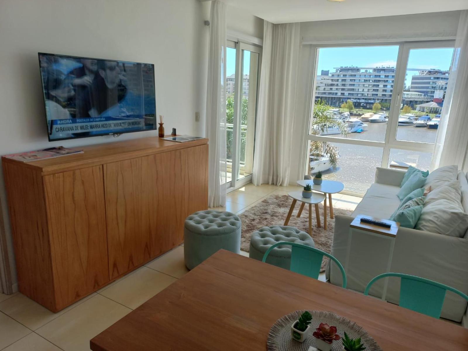 Departamentos Bahia Grande Nordelta Con Balcon Y Vista A La Bahia Piscina Opcional Arancelada!! Apartment