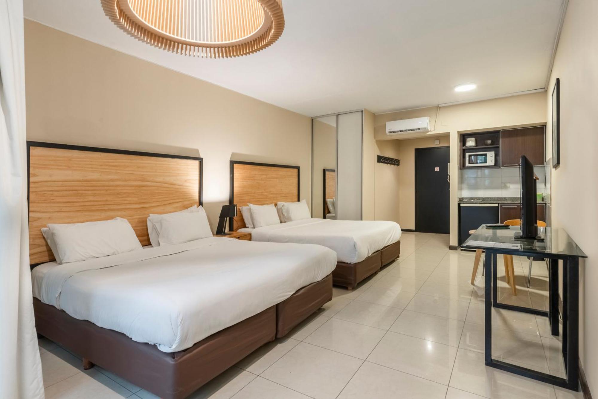 Hotel Feel 3*
