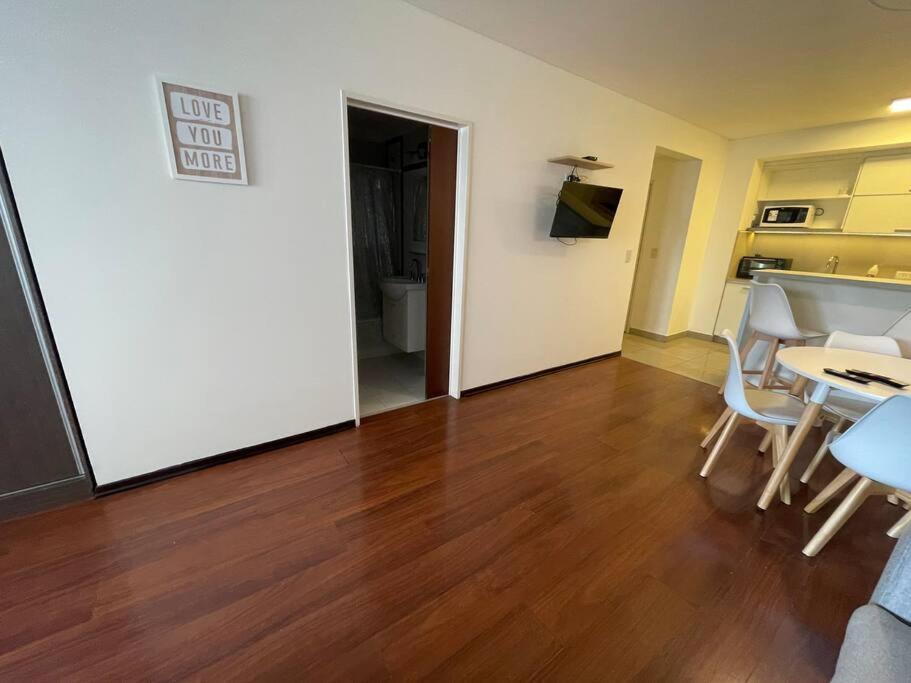 Hermoso Departamento En Zona Canitas- Luis Maria *