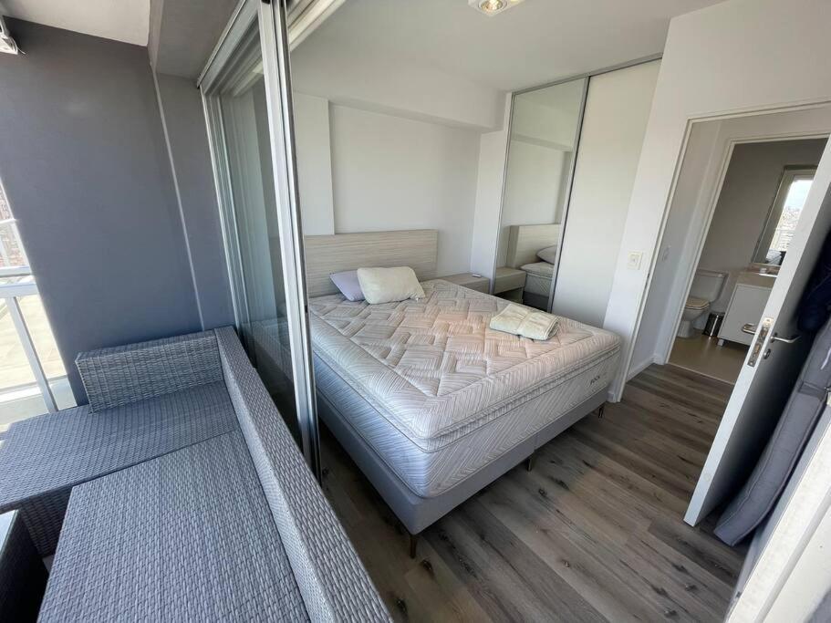 Hermoso Apto Piso 18 En Recoleta- Junin2 Buenos Aires