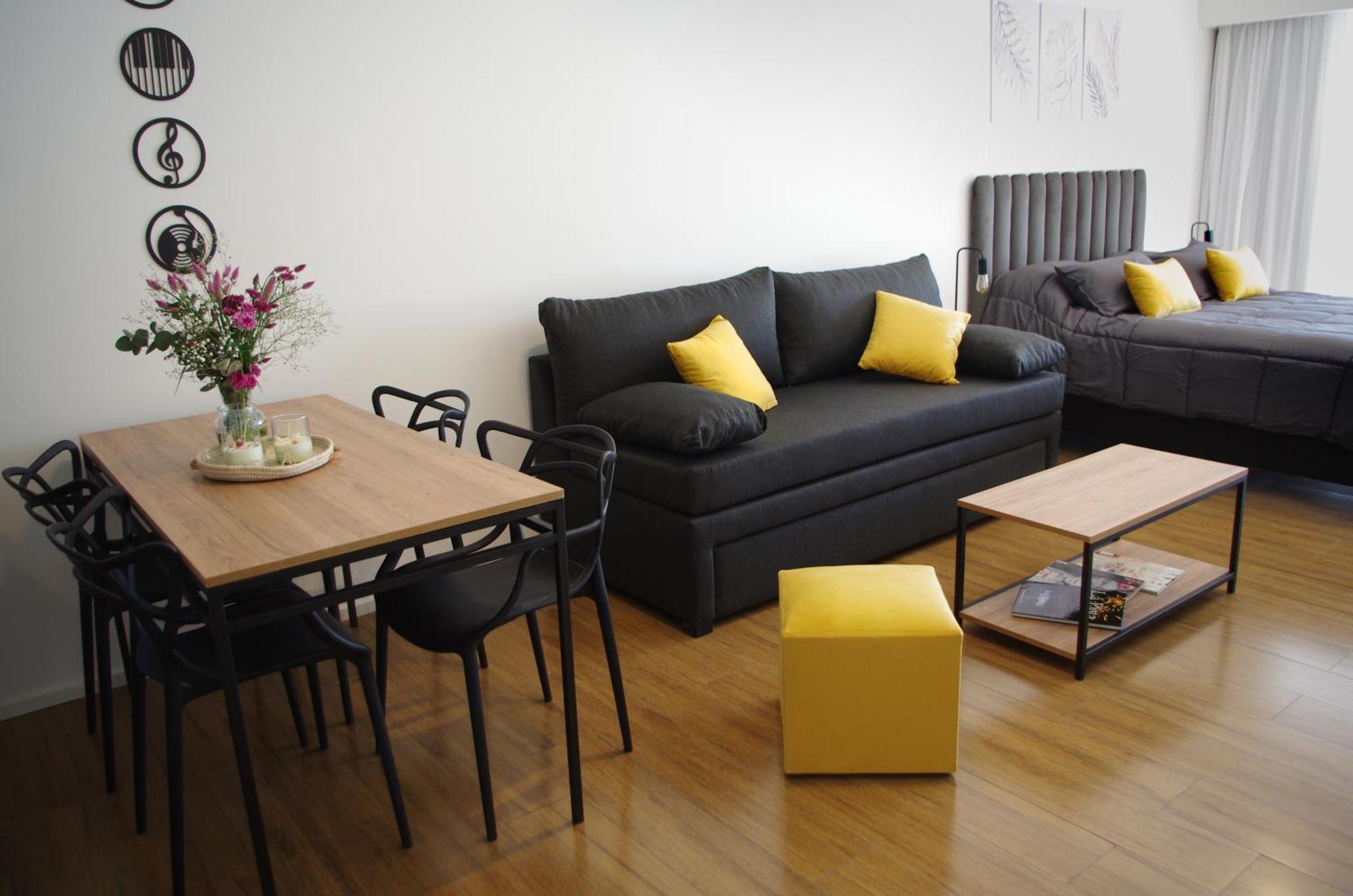 Apartment Tango *