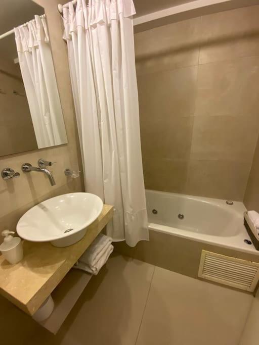 Impecable Estudio En Lujoso Edificio En Caballito Buenos Aires