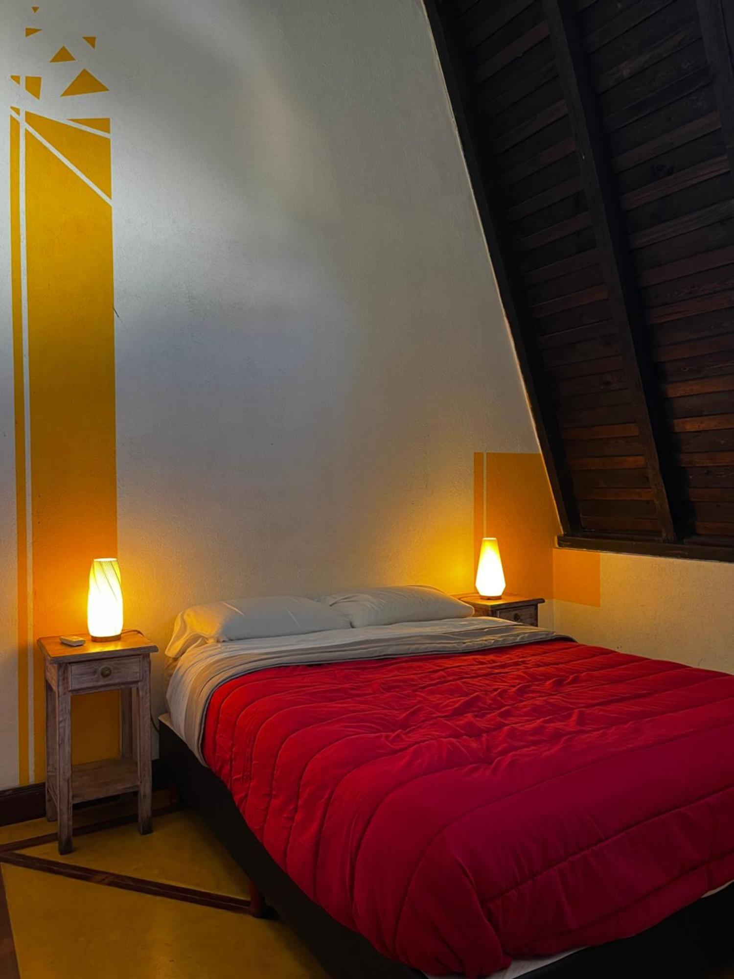 Parla Hostel *