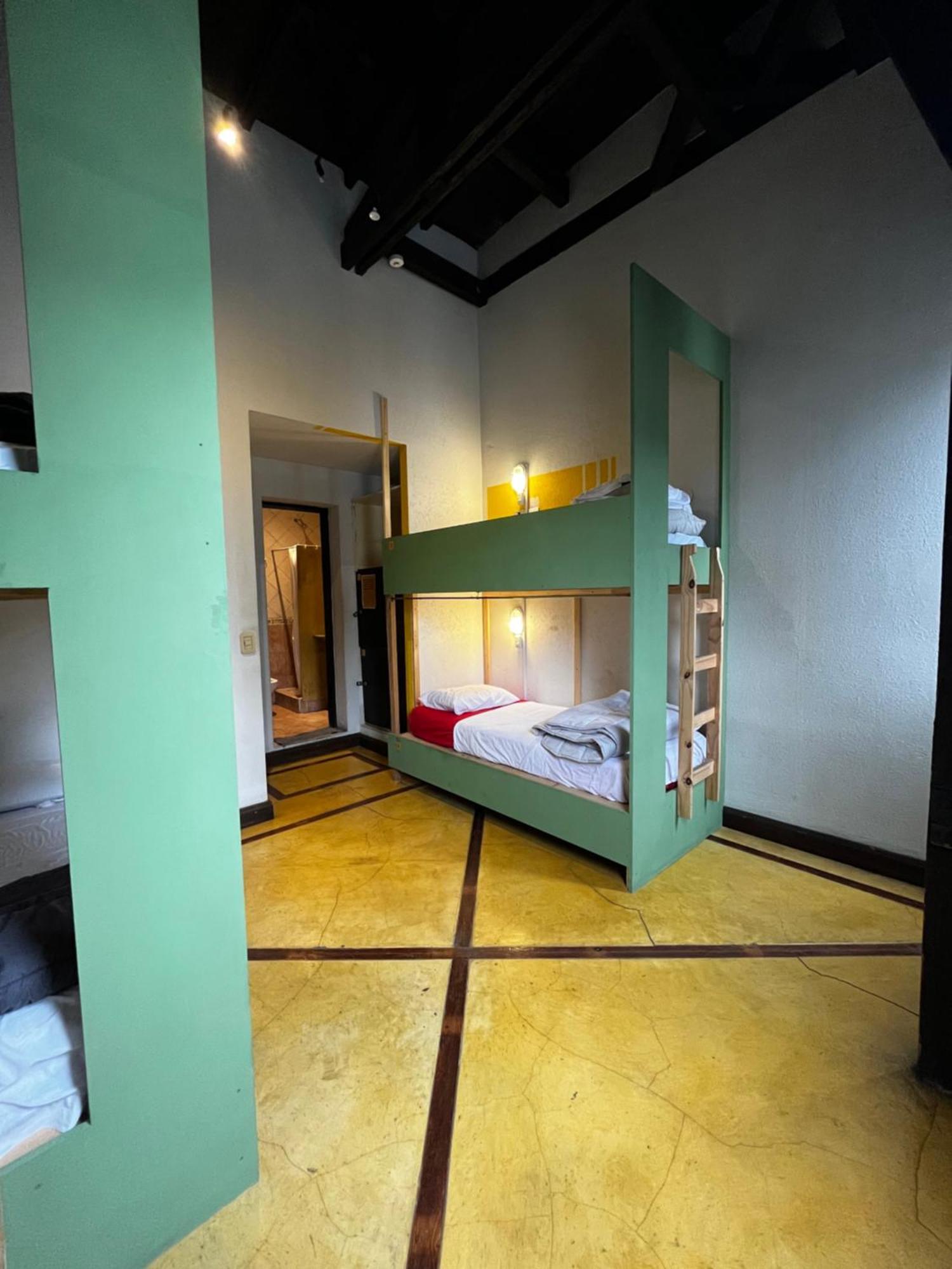Hostel Parla *