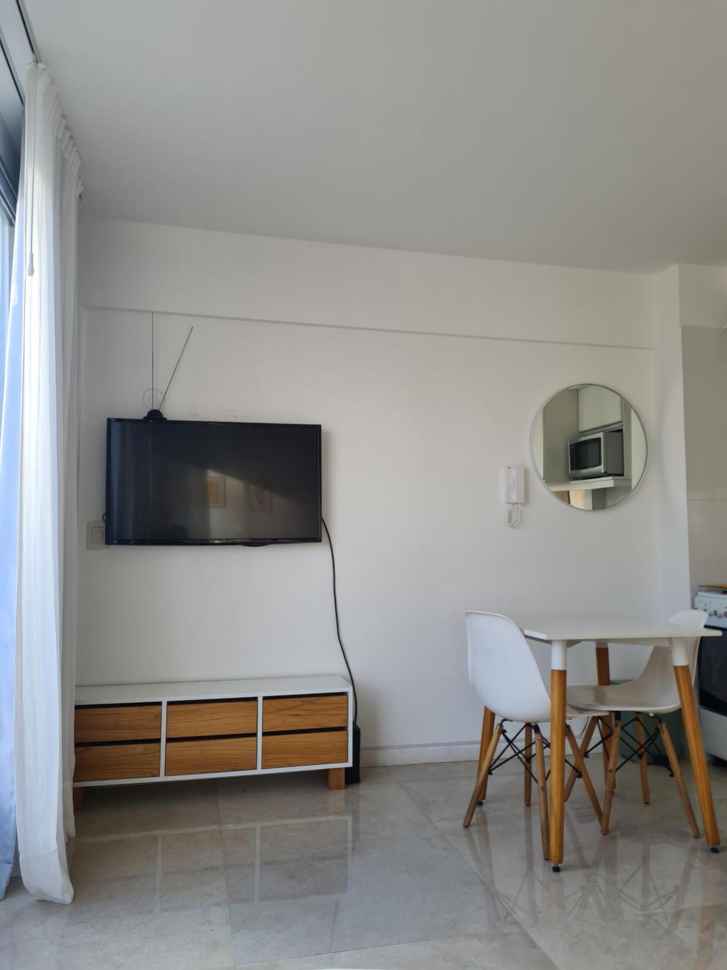 Departamento Amplio Piso Alto Balcon Muy Luminoso En San Telmo 93 Apartment Buenos Aires