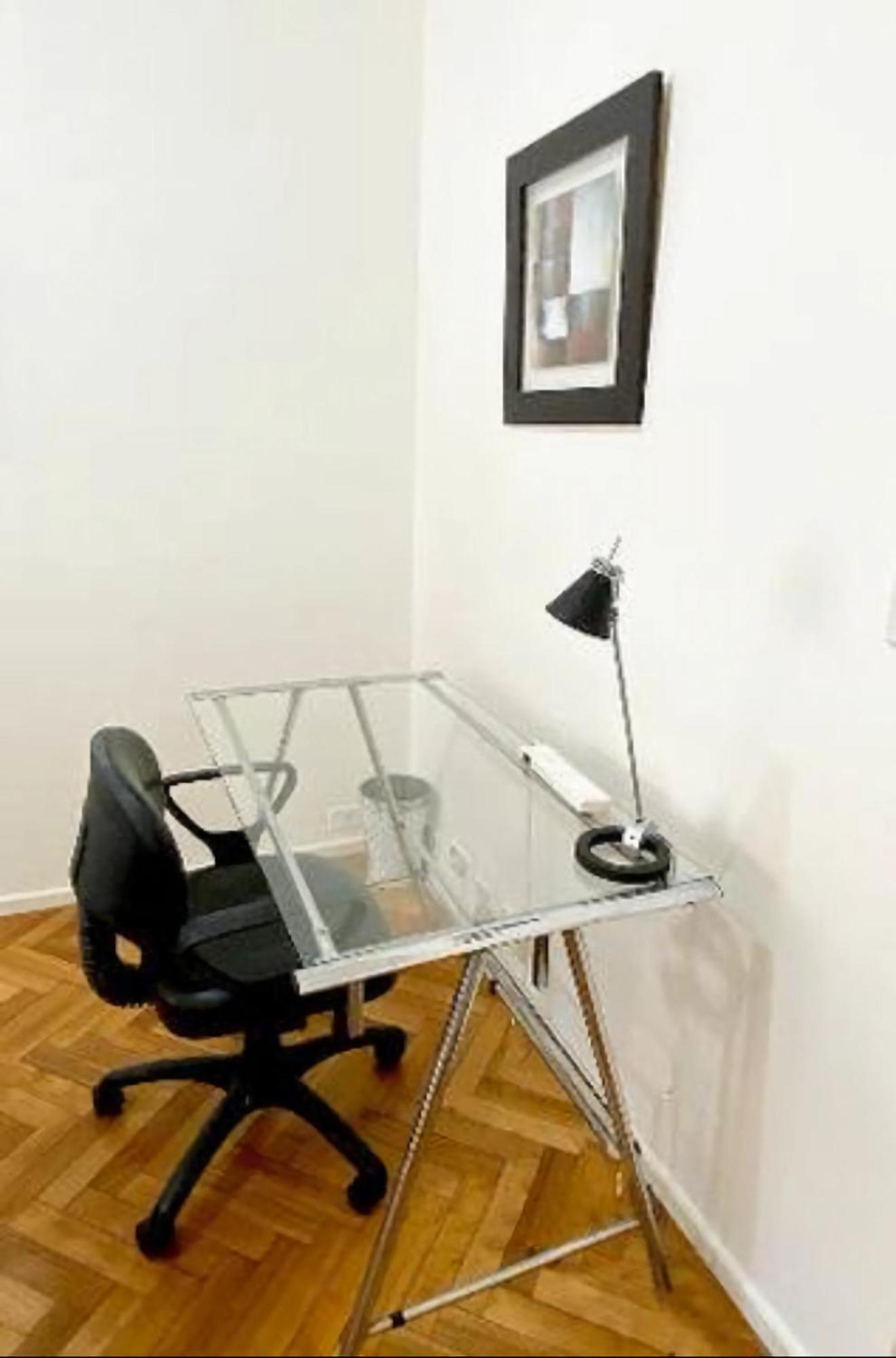Downtown, Holiday And Shopping! Just A Few Meters From Florida Street,