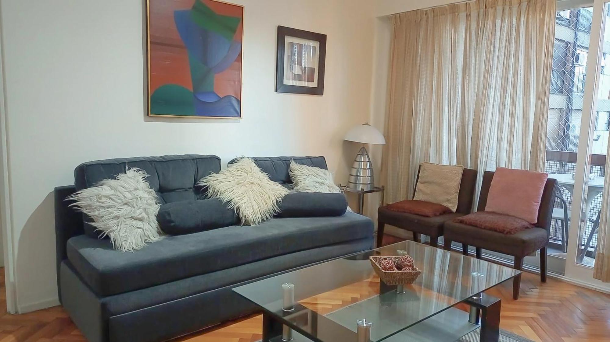 Apartment Downtown, Holiday And Shopping! Just A Few Meters From Florida Street, Buenos Aires