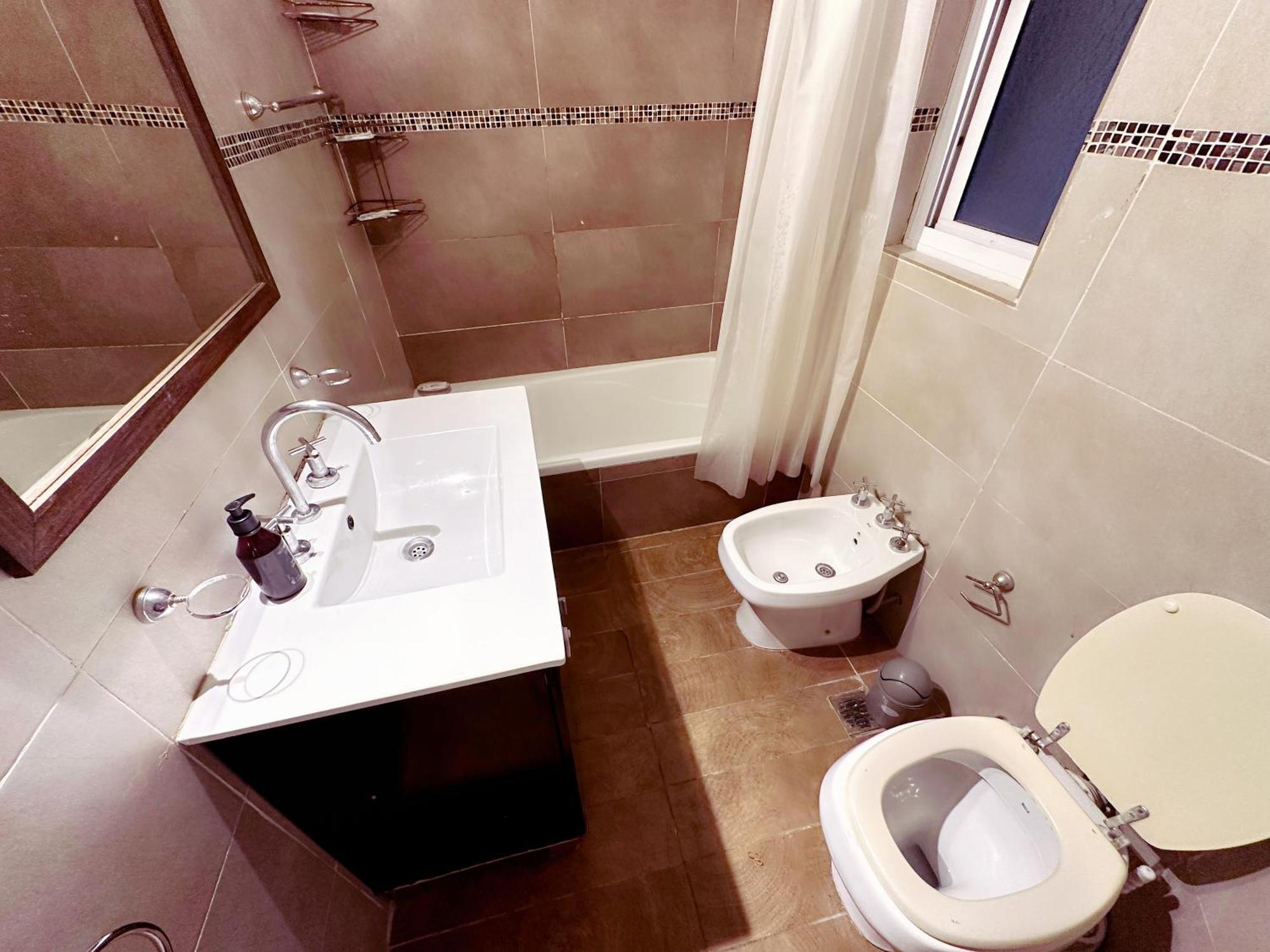 Hermoso Departamento En Recoleta Apartment *