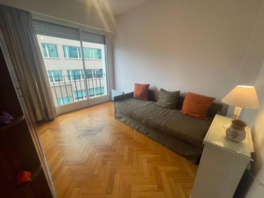 Hermoso Departamento En Recoleta Para 5-z Facultad- Riobamba