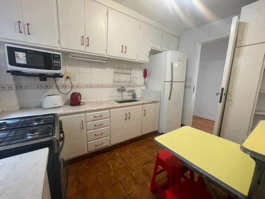 Hermoso Departamento En Recoleta Para 5-z Facultad- Riobamba Apartment