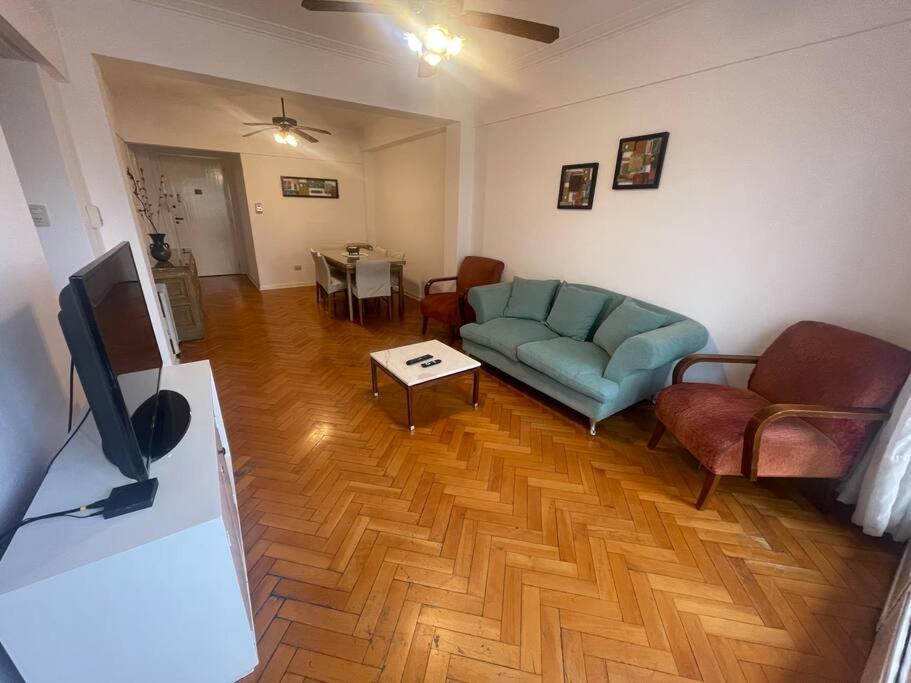 Hermoso Departamento En Recoleta Para 5-z Facultad- Riobamba Apartment