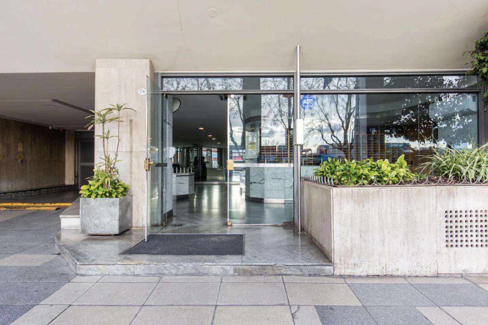 Apartment Libertador 2 *