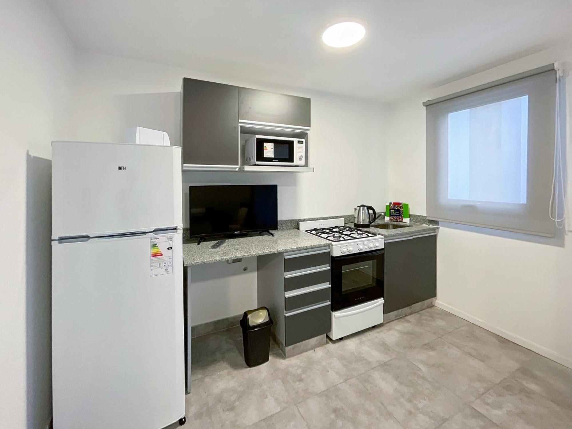 Modern Almagro For 4 Guests With Balcony And Full Amenities Buenos Aires