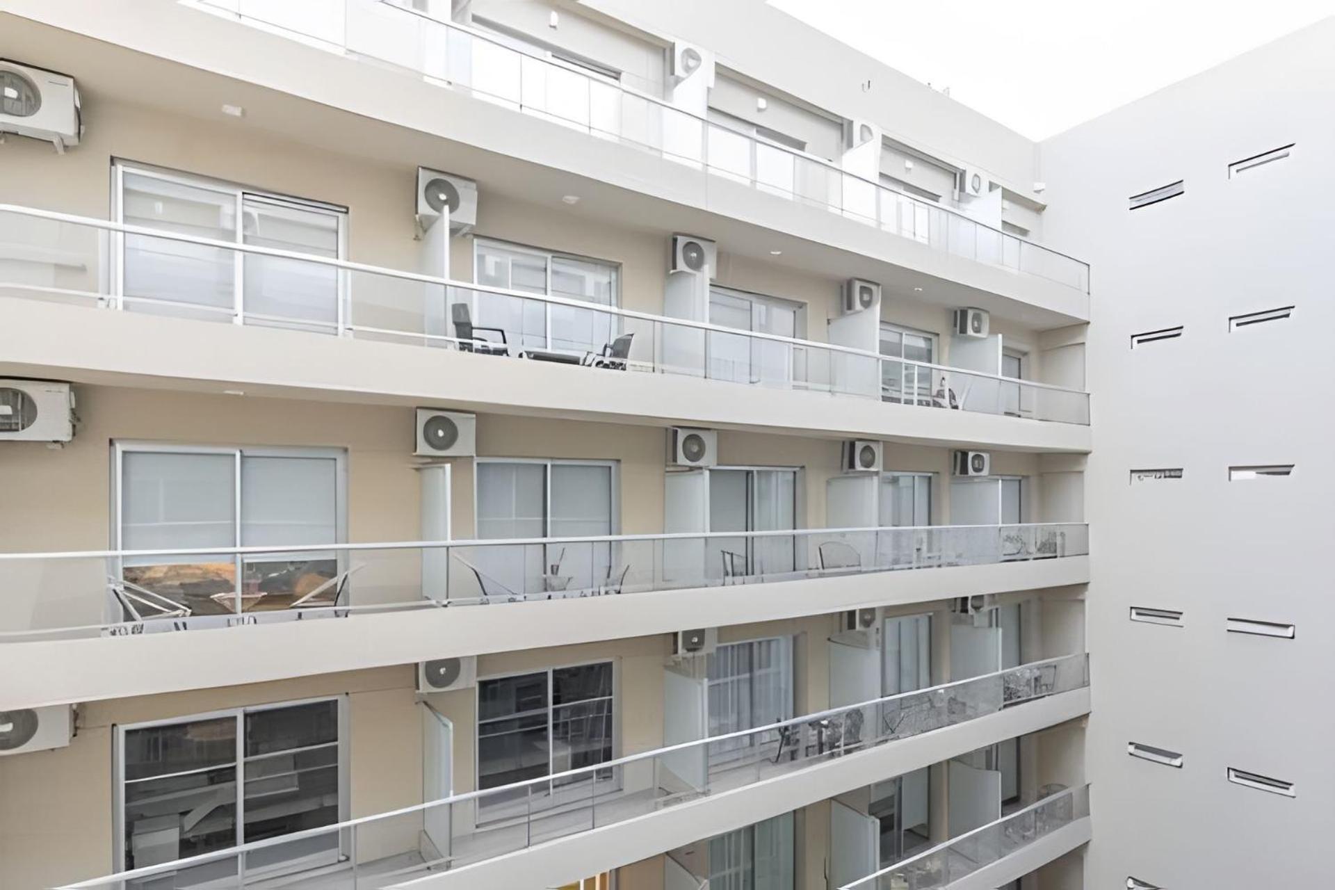 Luxury At Paseo De La Cisterna Apartment