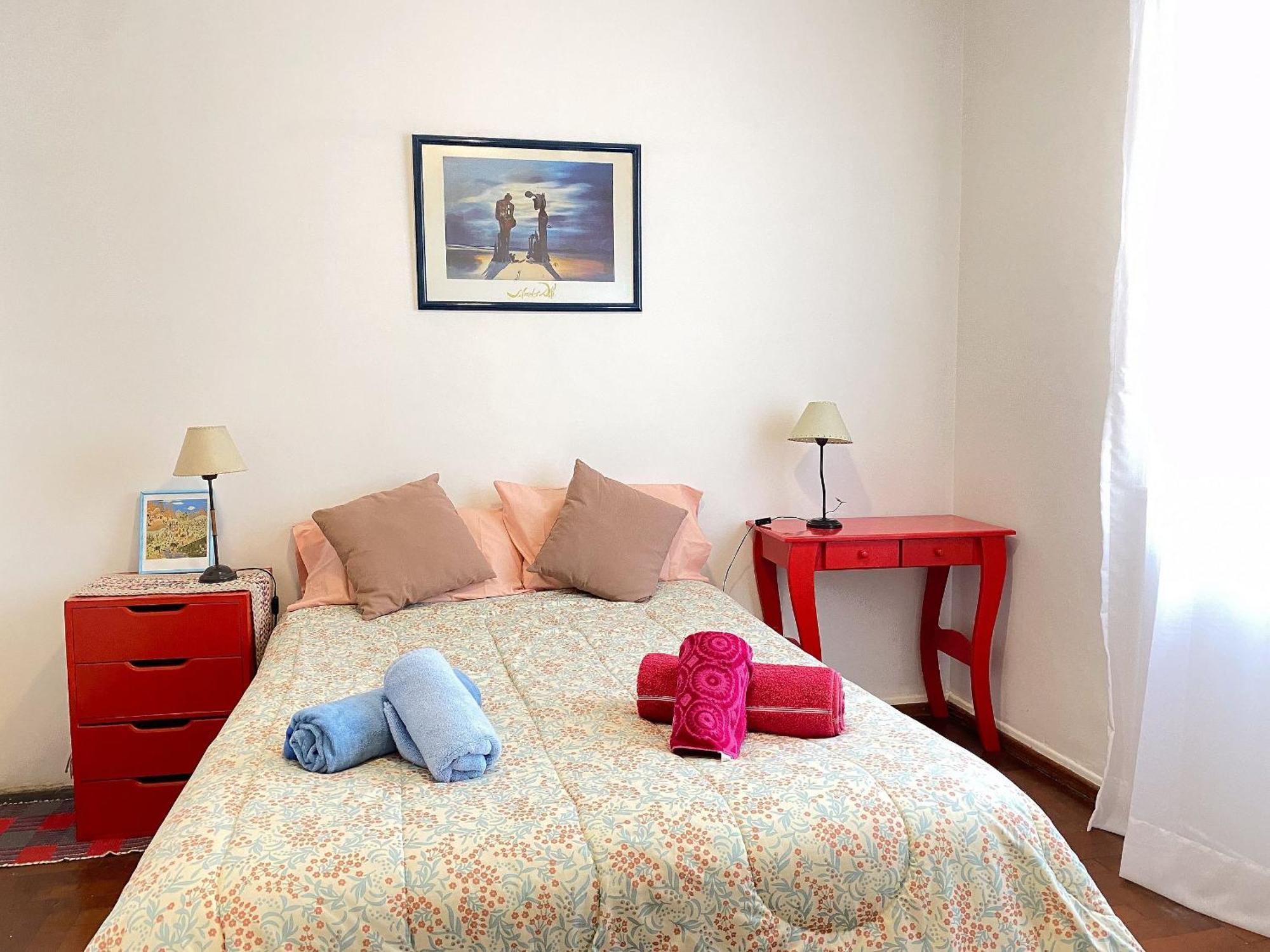 A 10 Minutos Del Aeropuerto, Ideal Familias Apartment *