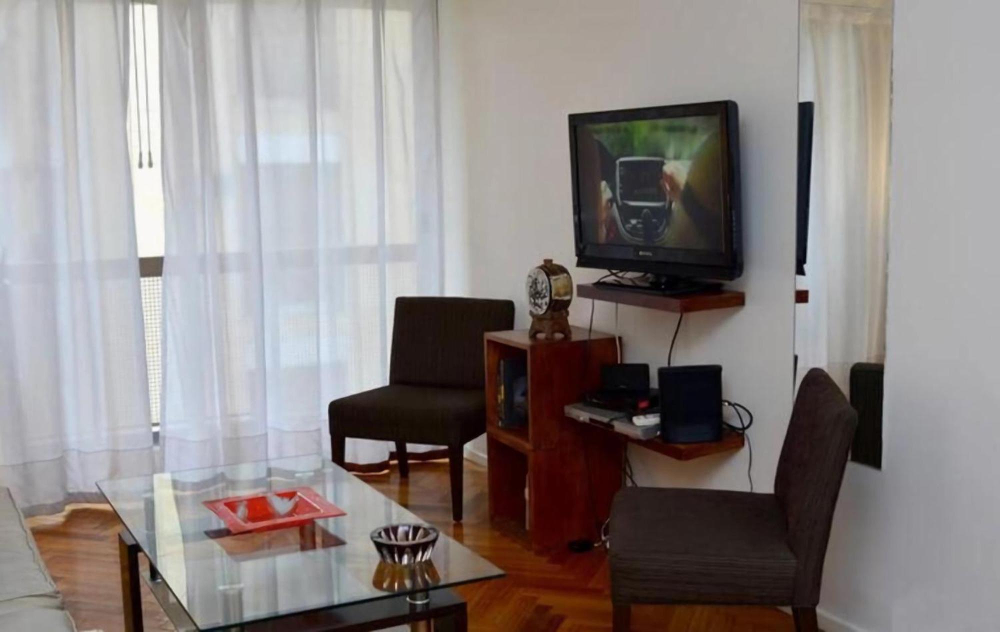 Downtown, Holiday And Shopping! Just A Few Meters From Florida Street, Apartment Buenos Aires
