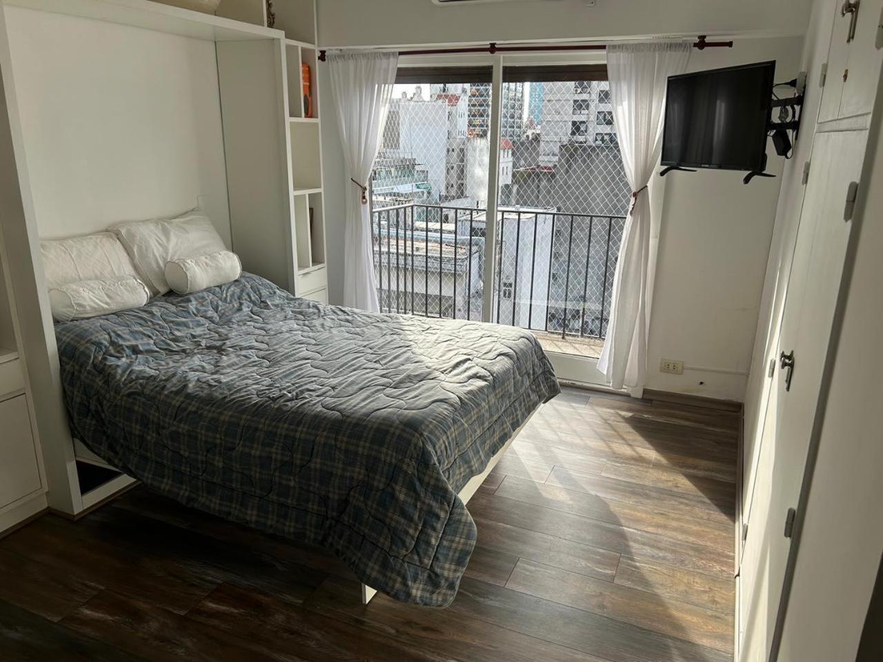 Departamento Corrientes Y Florida Apartment *