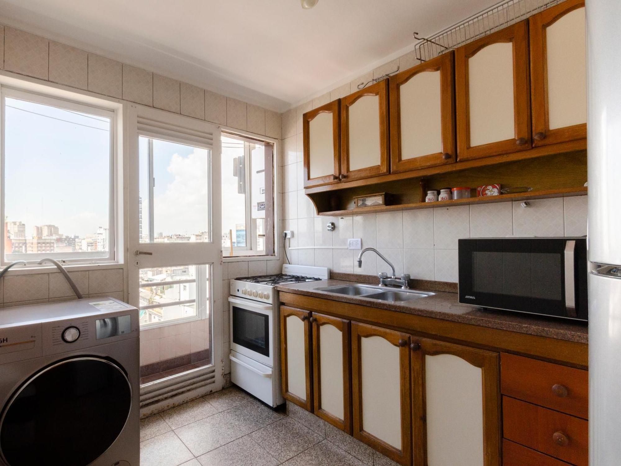 Nuoma Arenales - Piso Alto, 2 Guests, Full Equipado * Buenos Aires