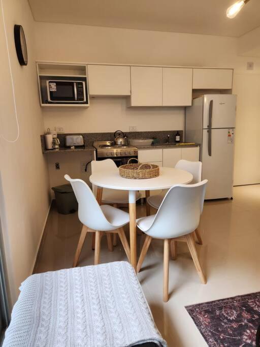 Comodo Con Piscina, Gym, Laundry, Y Seguridad 24hs 40 M2 *