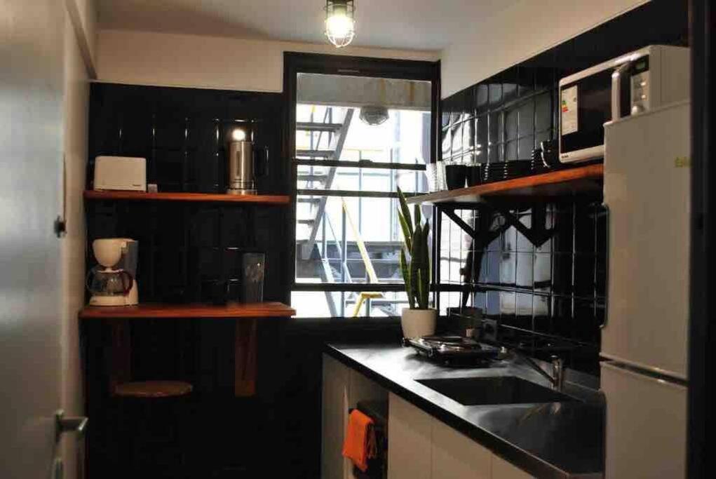 Renovado Y Confortable Centro Apartamento