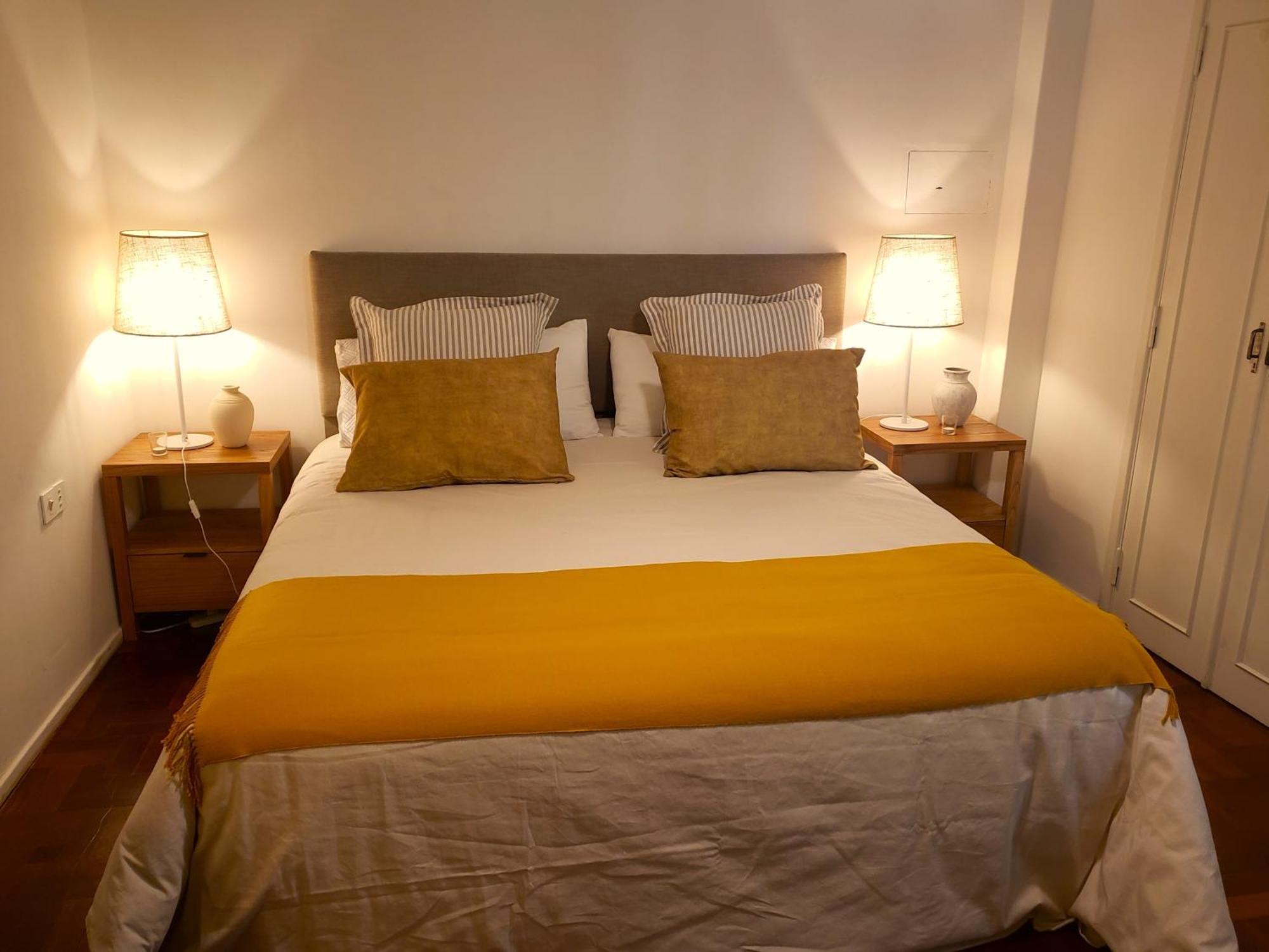 A Friendly In The Heart Of Recoleta -in Shared Apartment- Homestay *