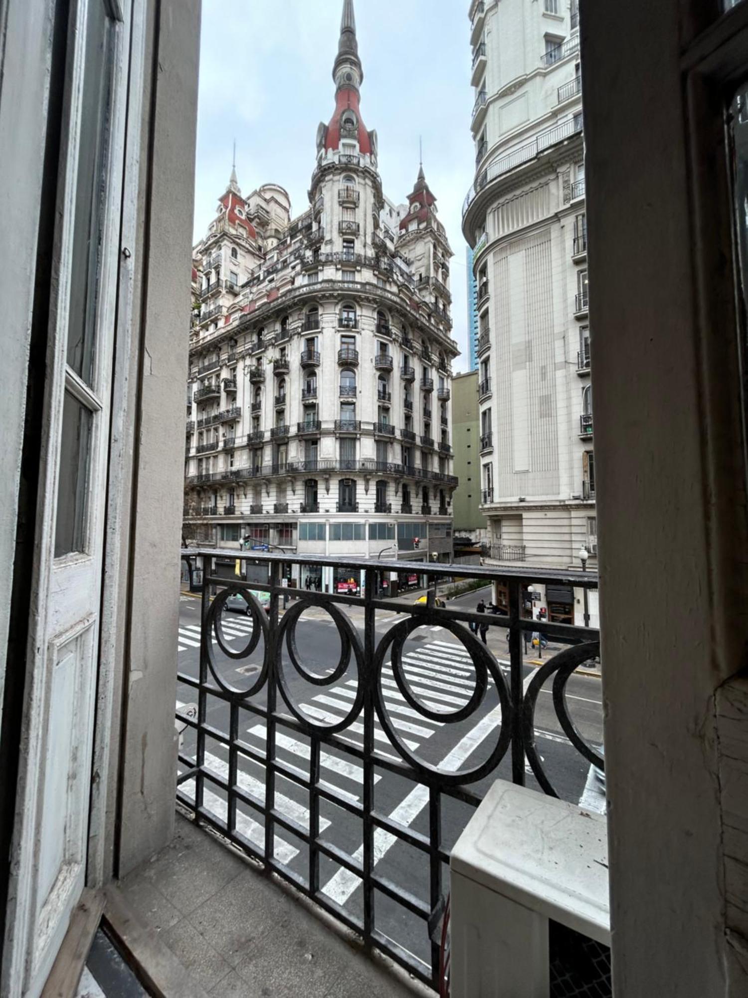 Cordoba Departamento, A 200 Mts De Peatonal Florida Y A 200 Mts Av 9 De Julio * Buenos Aires