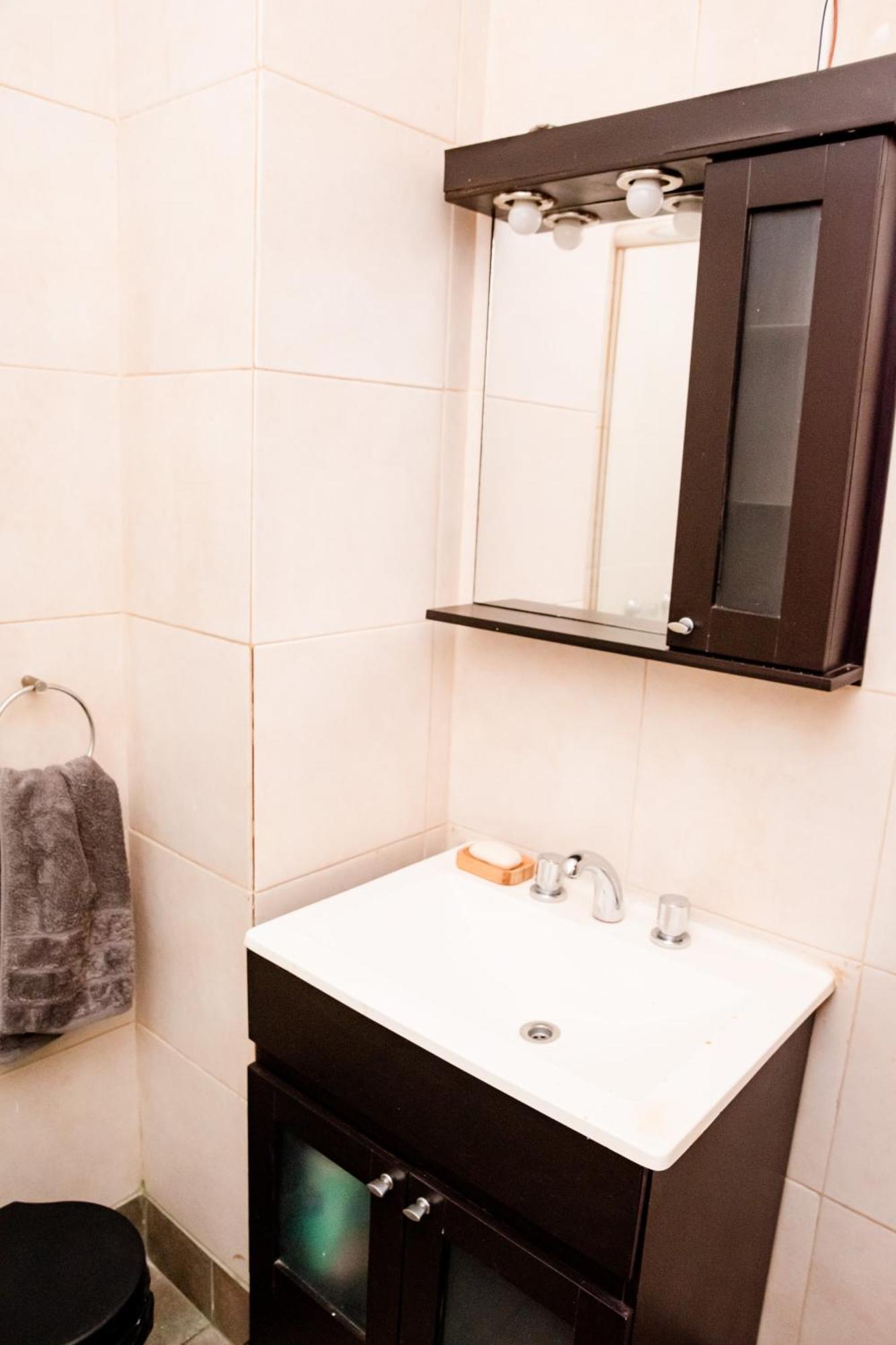 Private In A Huge Multicultural Homestay *
