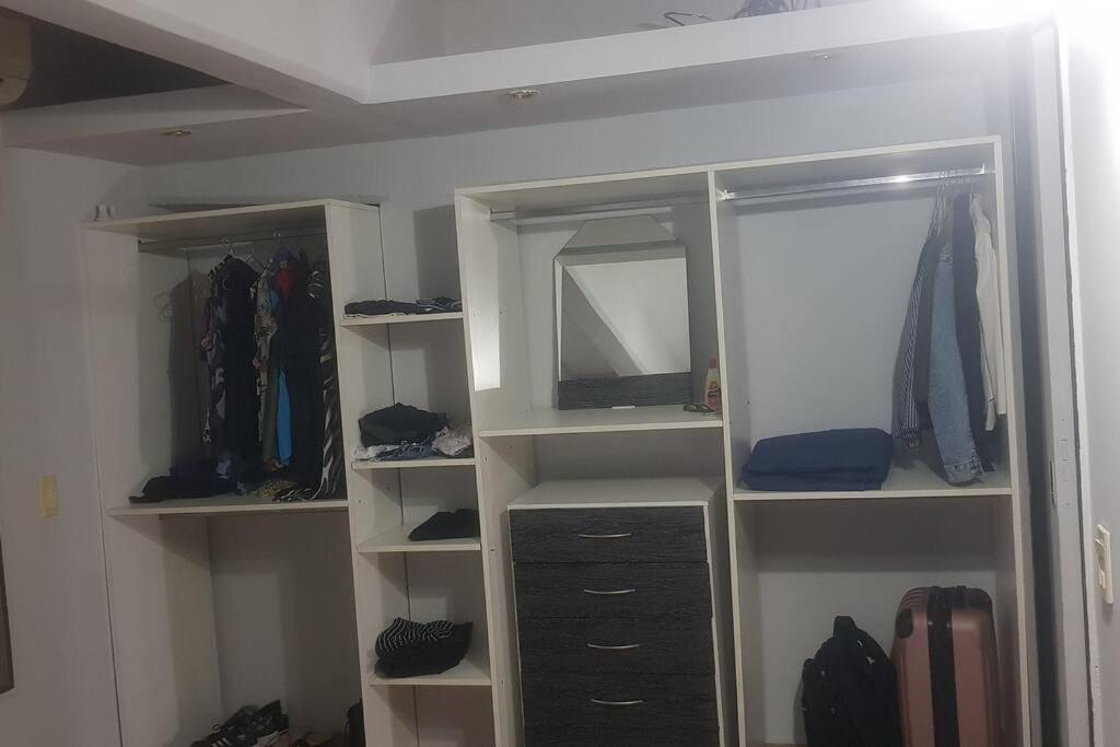 Gym Parrilla Piscina Comodo Subte Parque Patricios Apartamento Ciudad Autónoma de Buenos Aires