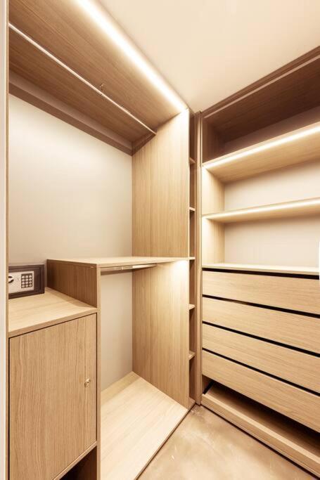 Premium Tower By Armani Apartamento