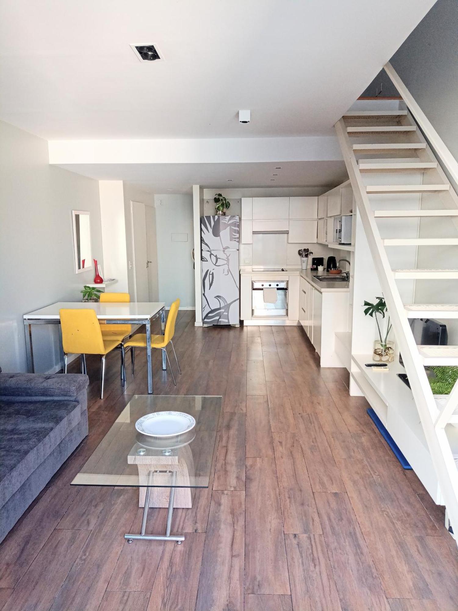 Apartamento Fantastico Duplex Con Balcon Buenos Aires