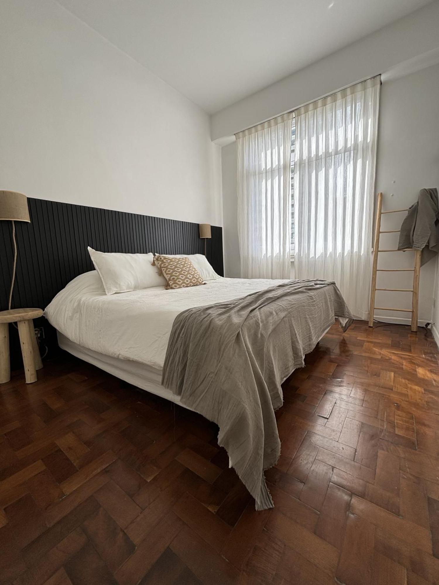 Departamento De 3 Amplio Y Luminoso En Recoleta * Buenos Aires