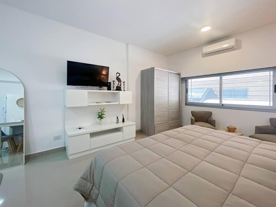 Apartamento Ayres- Paseo De La Cisterna- Uf 120 Buenos Aires