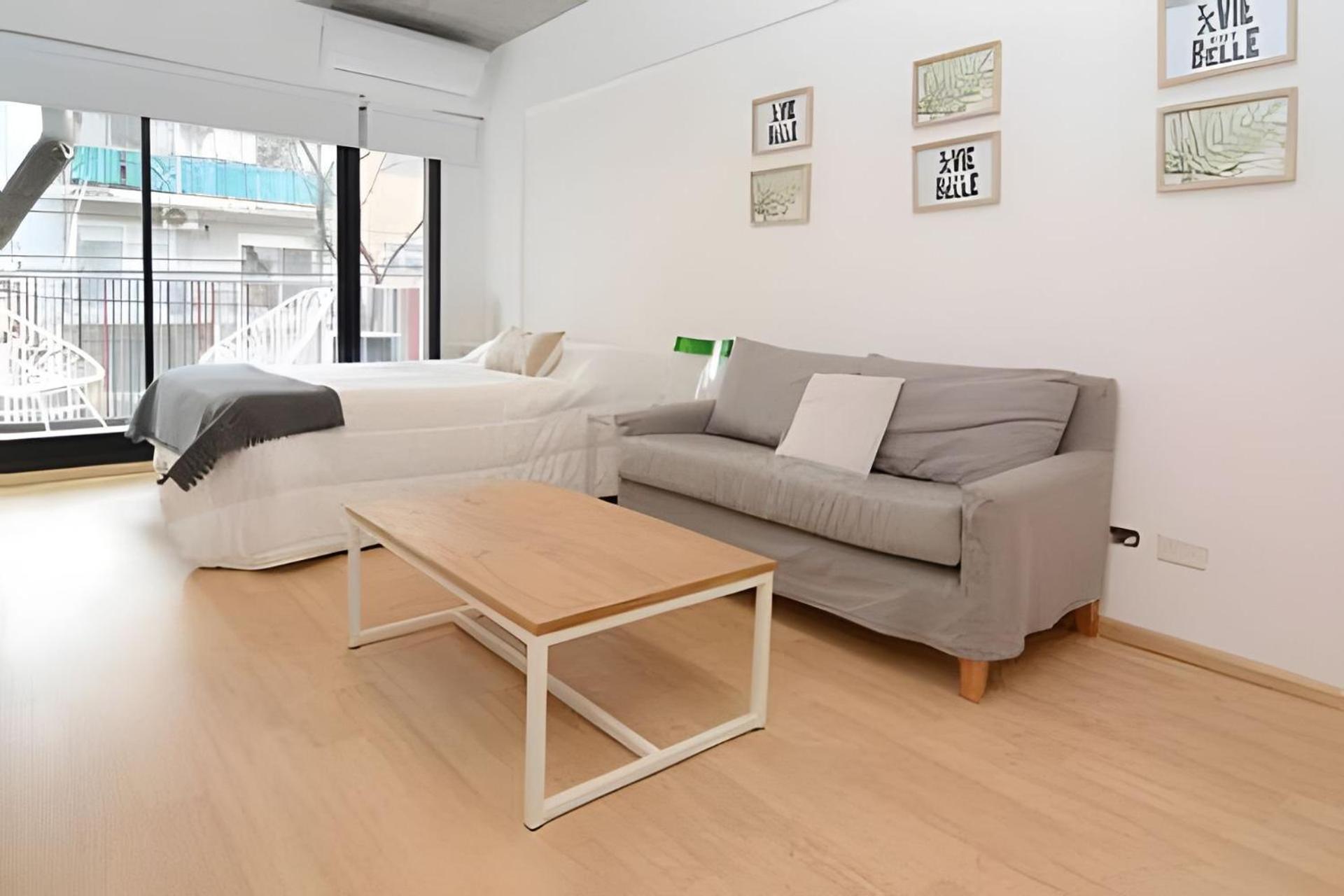 Enjoy Vallanhost @ Soler Art - 21 Buenos Aires