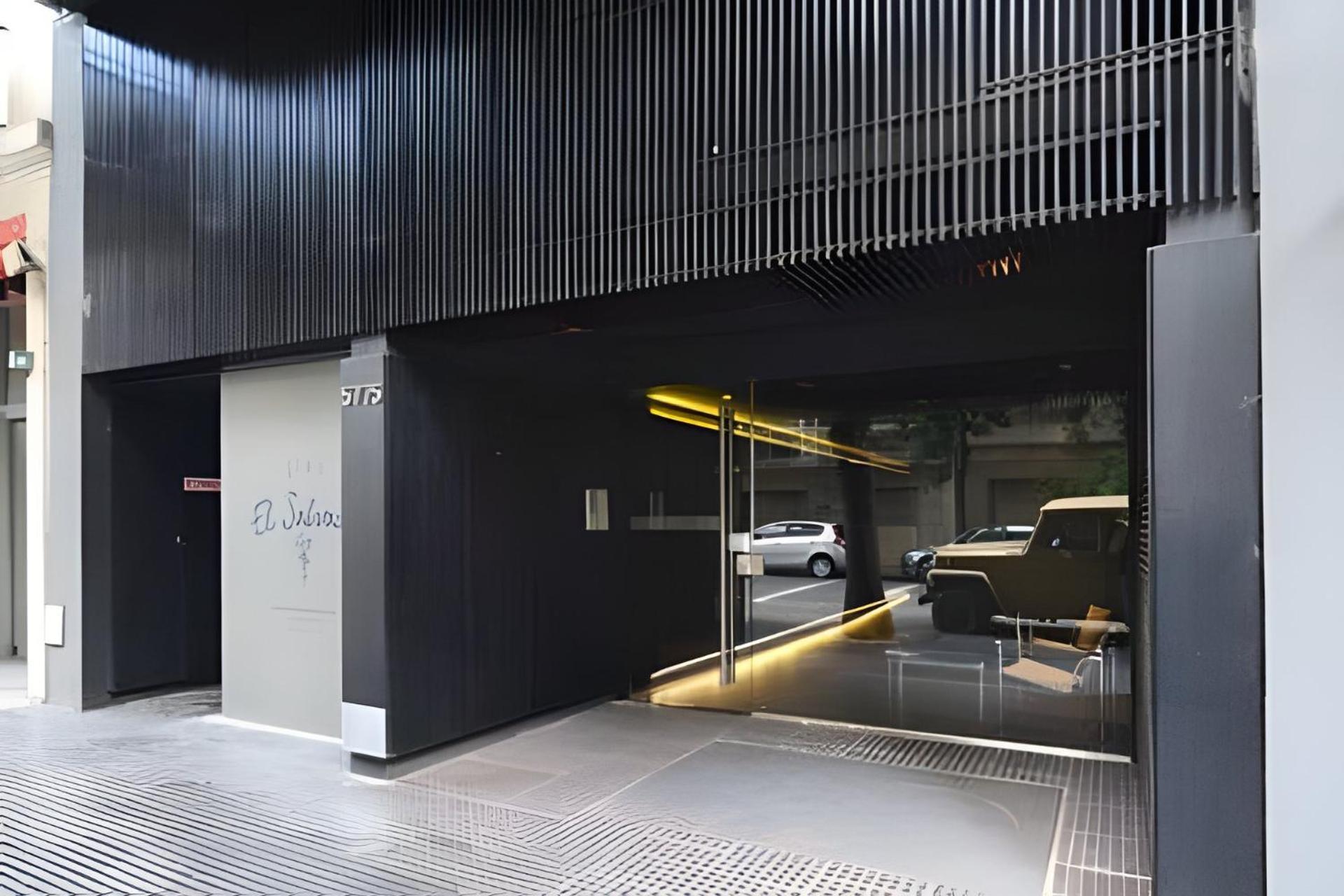 Enjoy Vallanhost @ Soler Art - 21 Buenos Aires
