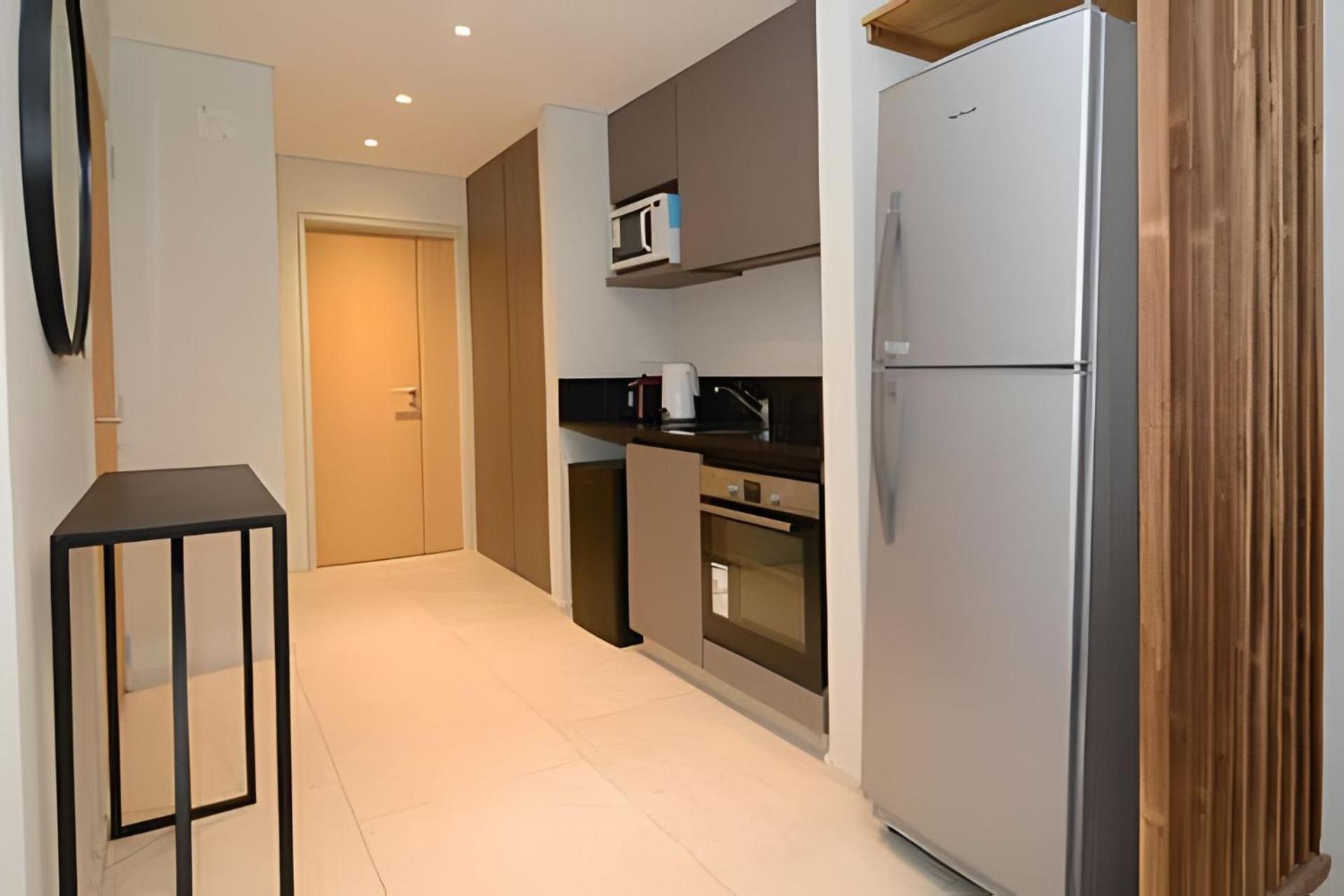 Enjoy Vallanhost @ Matienzo Lot - 43 Apartment *