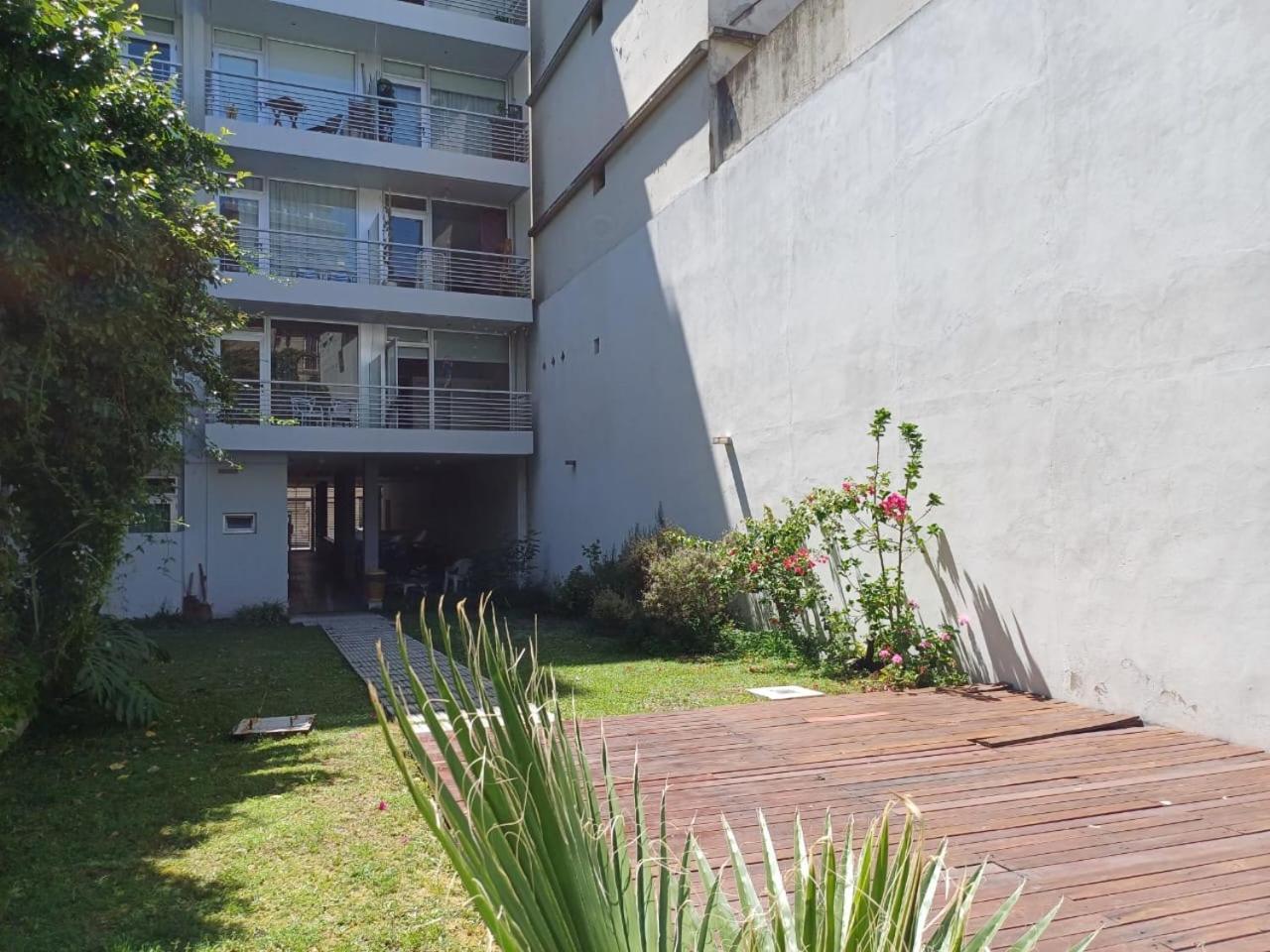 Manoloii Apartment *
