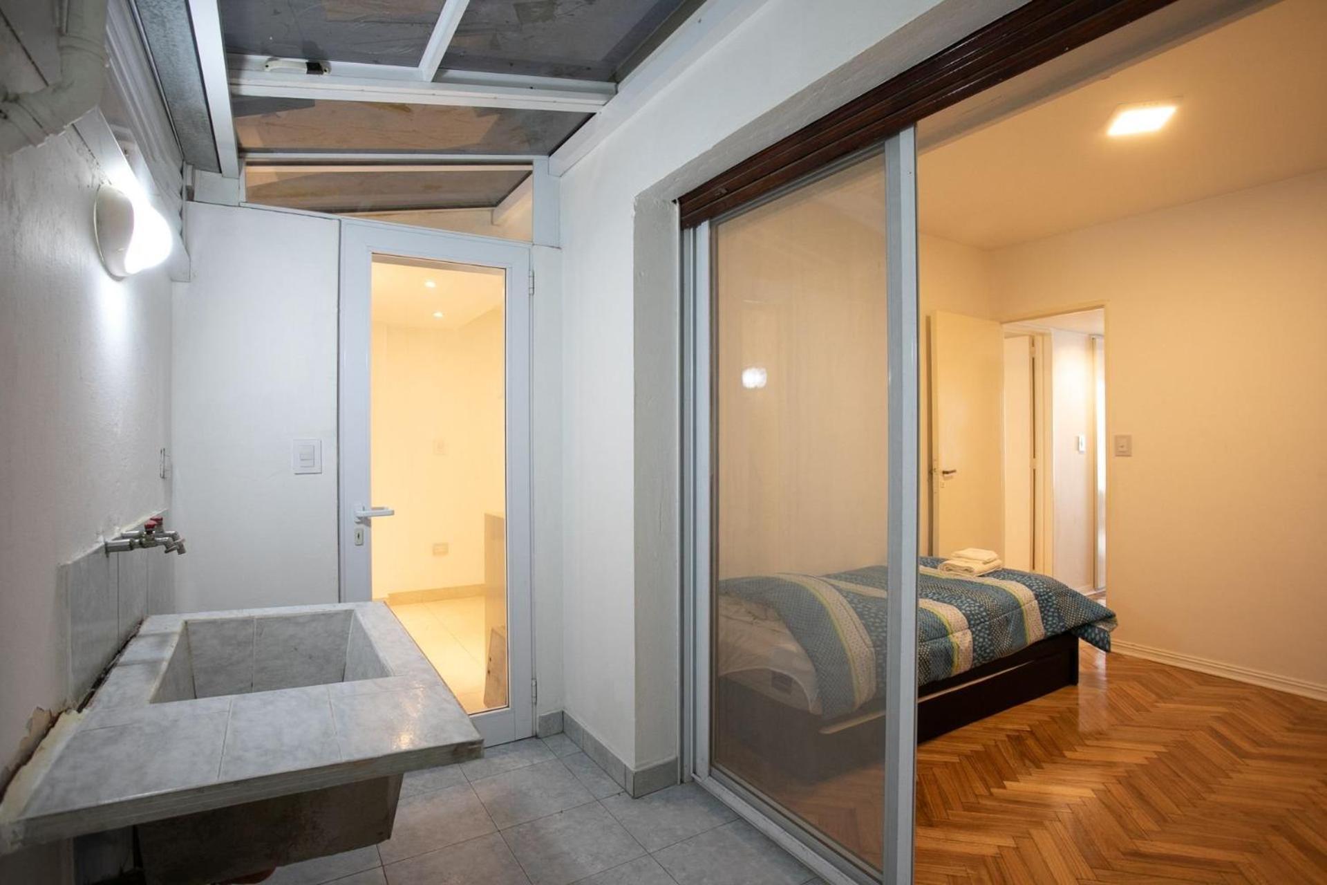 Hermoso Depto Para 4 Personas En Almagro Con Patio Privado Apartamento *