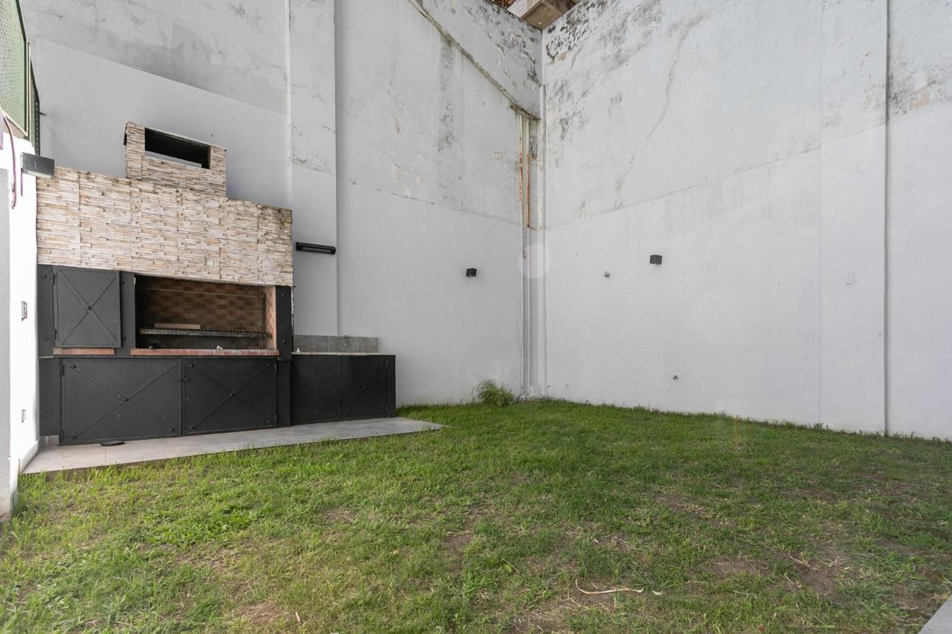 Hermoso Depto Para 4 Personas En Almagro Con Patio Privado Apartamento