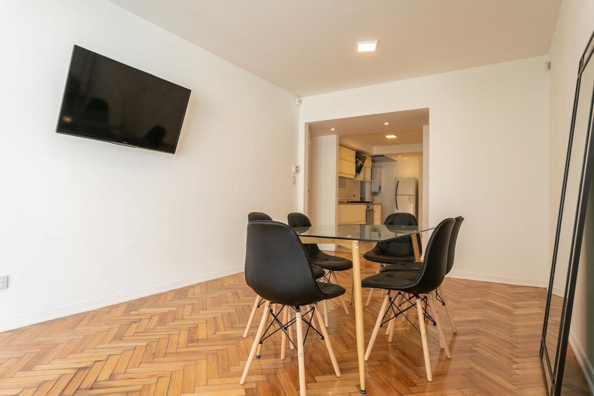 Hermoso Depto Para 4 Personas En Almagro Con Patio Privado