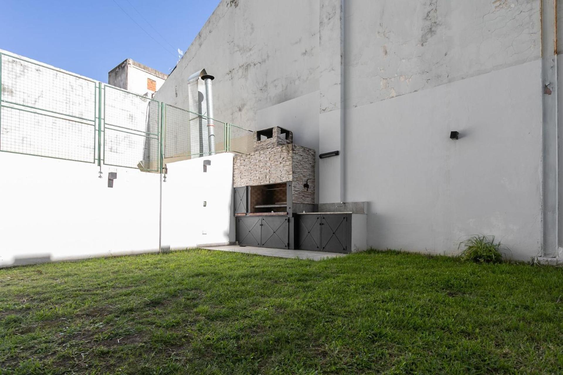 Hermoso Depto Para 4 Personas En Almagro Con Patio Privado Apartamento