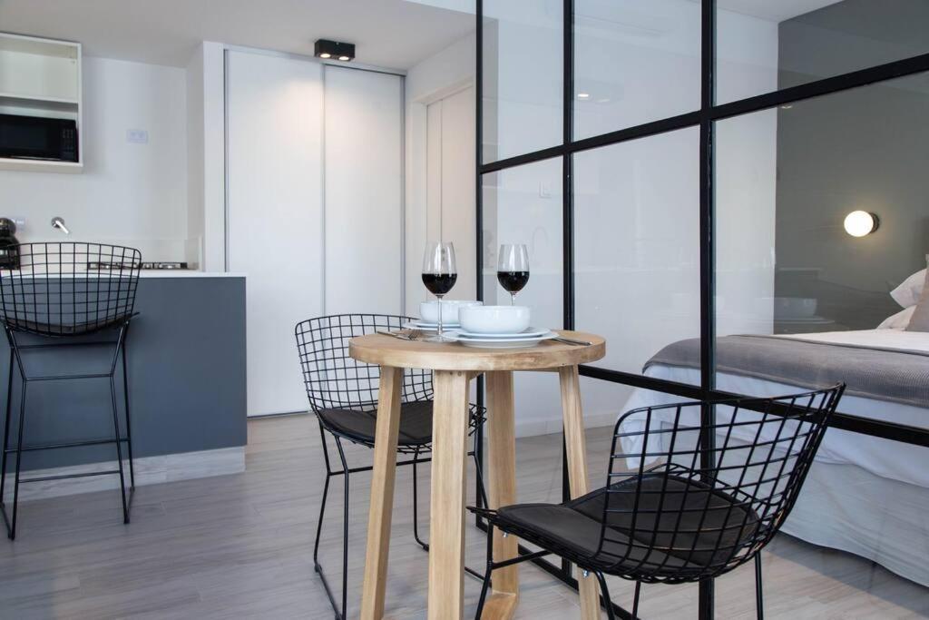 Hassinto Cozy Studio Apartment *