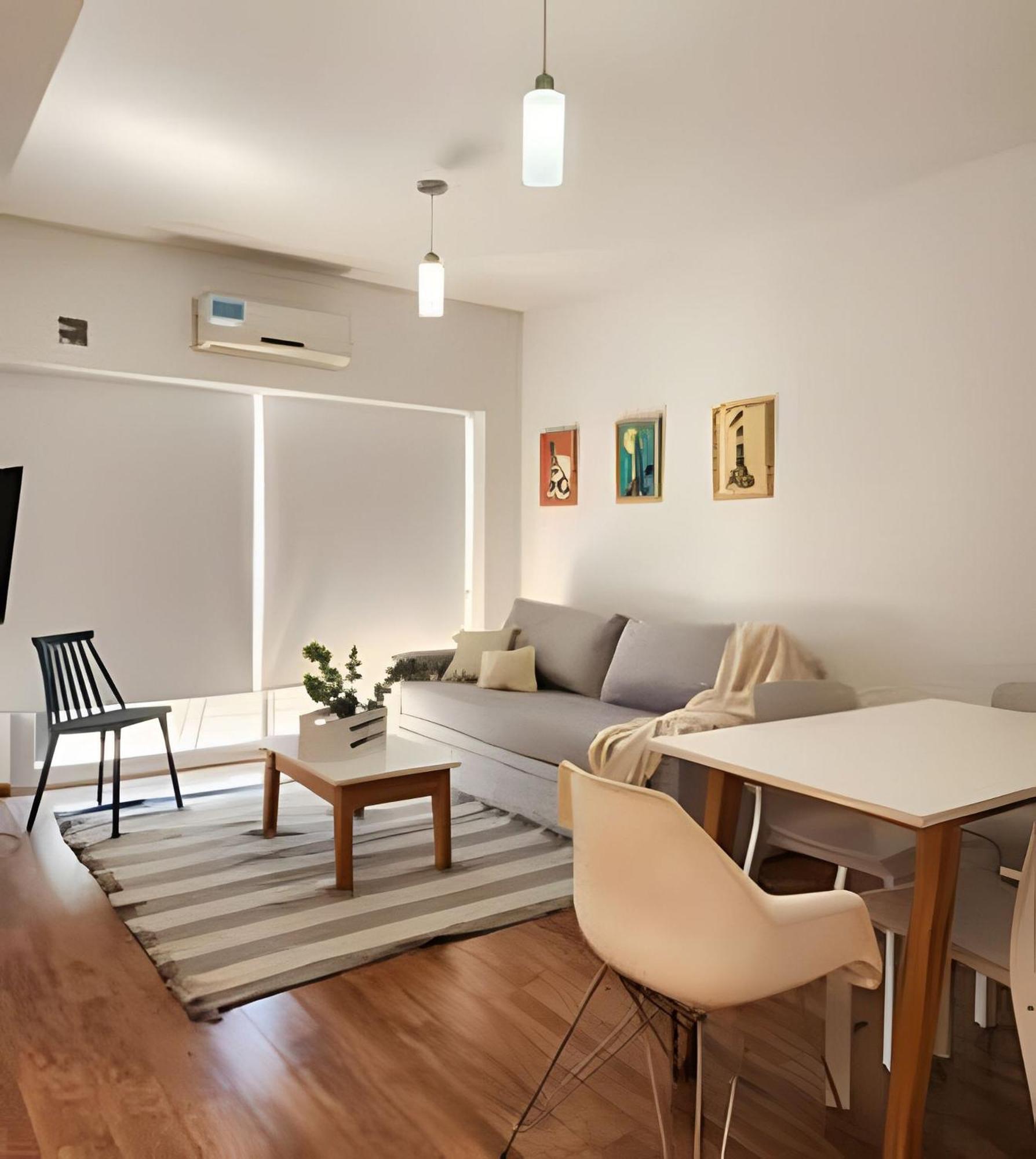 ¡renovado! Calido Y Moderno Wifi 300 Apartamento