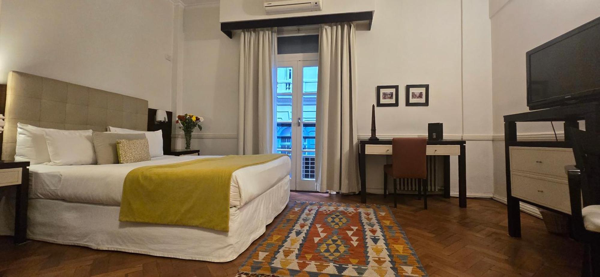 Ulises Recoleta Hotel 4*
