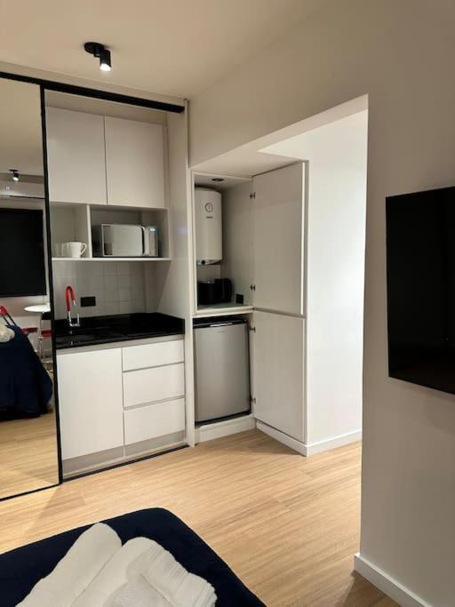 Downtown Self Check In Apartment