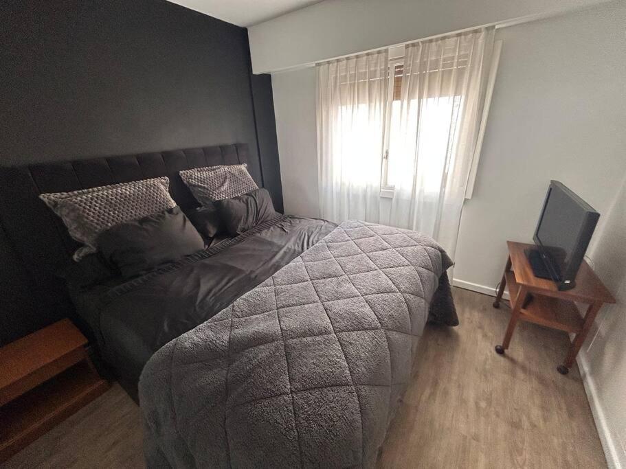 Apartamento Departamento 3 Ambientes En Retiro - *