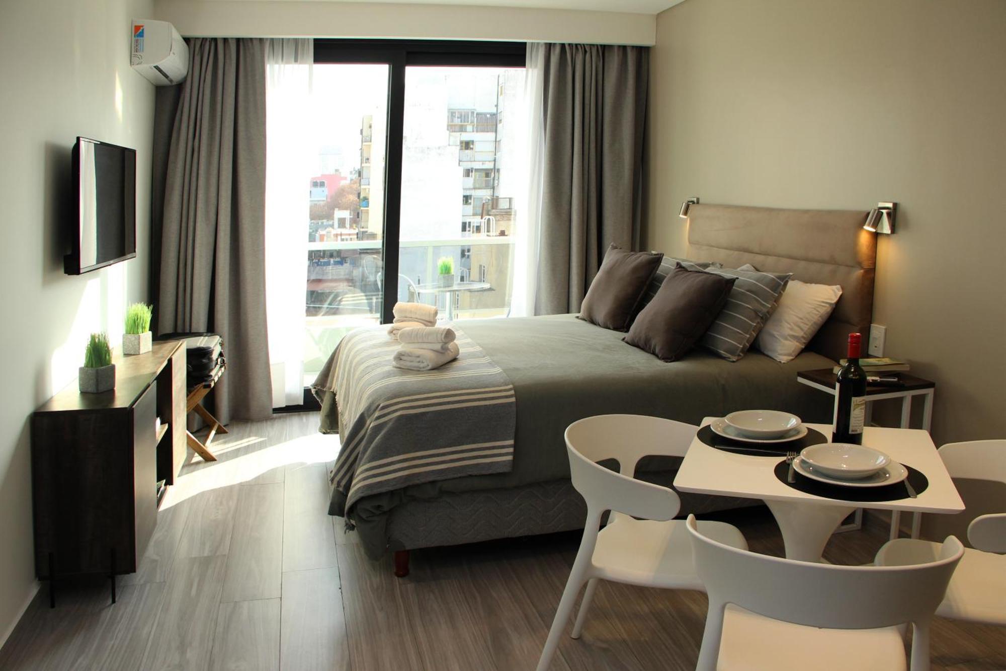 In House Ba - Le Coq Aparthotel