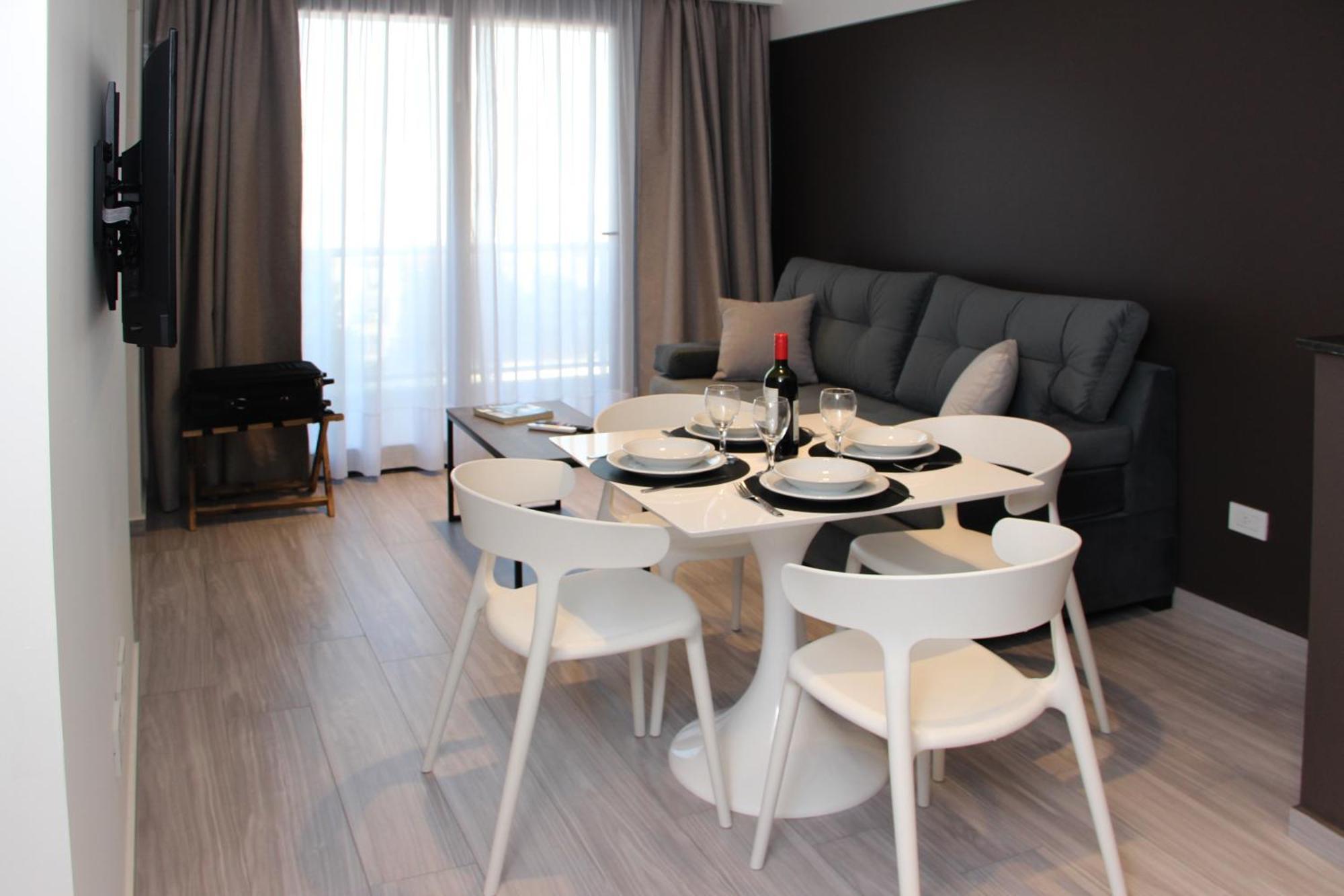 Aparthotel In House Ba - Le Coq *