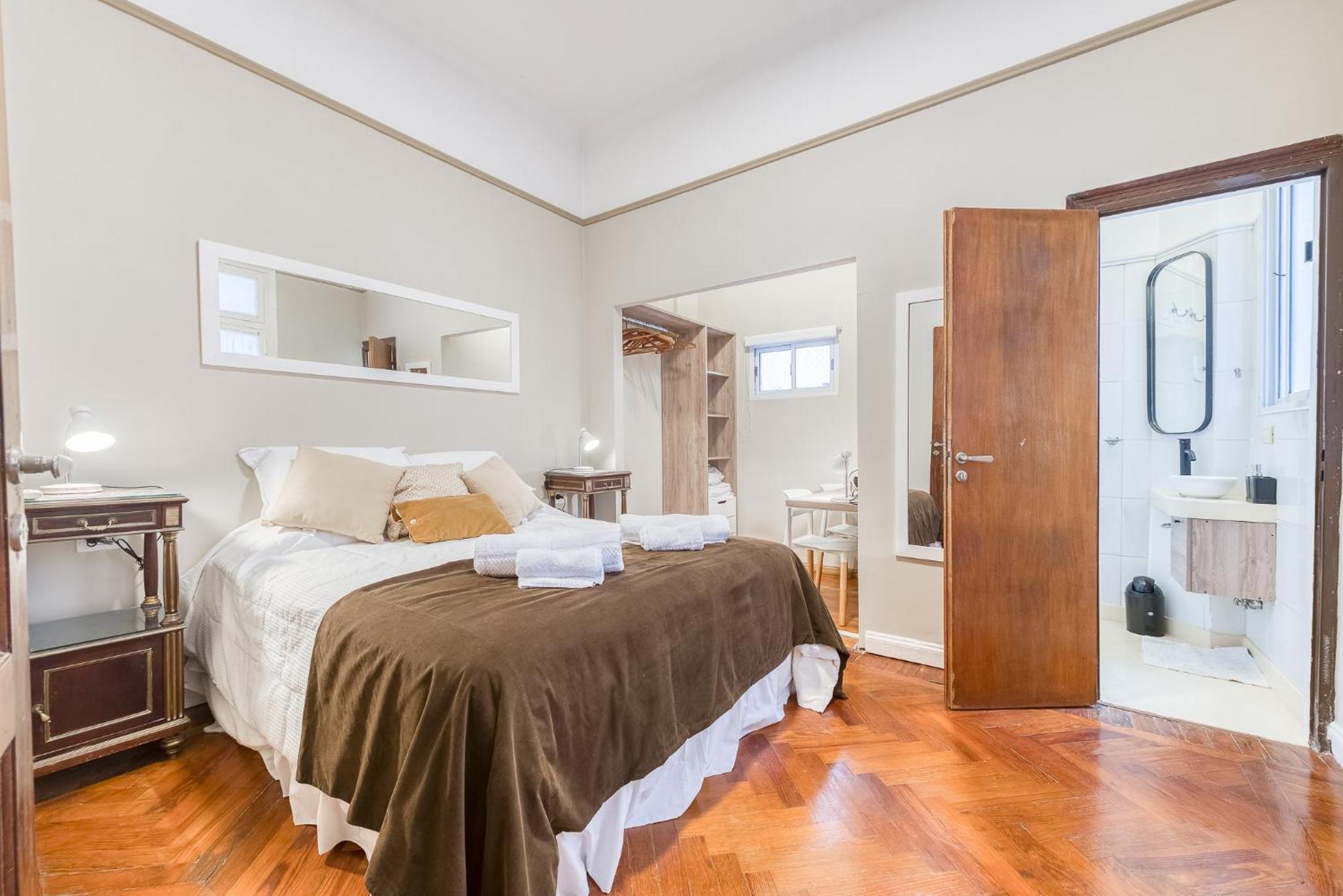 Departamento Centrico Y Remodelado En Recoleta - Teatro Colon *